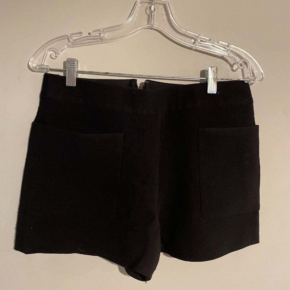 Balenciaga Womens Patch Pockets Crepe Black Shorts